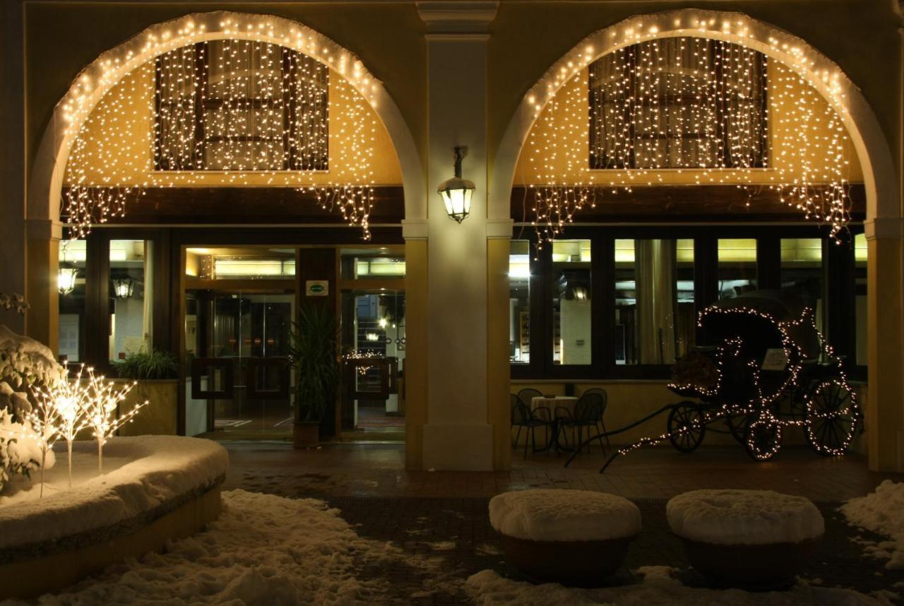 El Rustego Hotell Rubano Exteriör bild