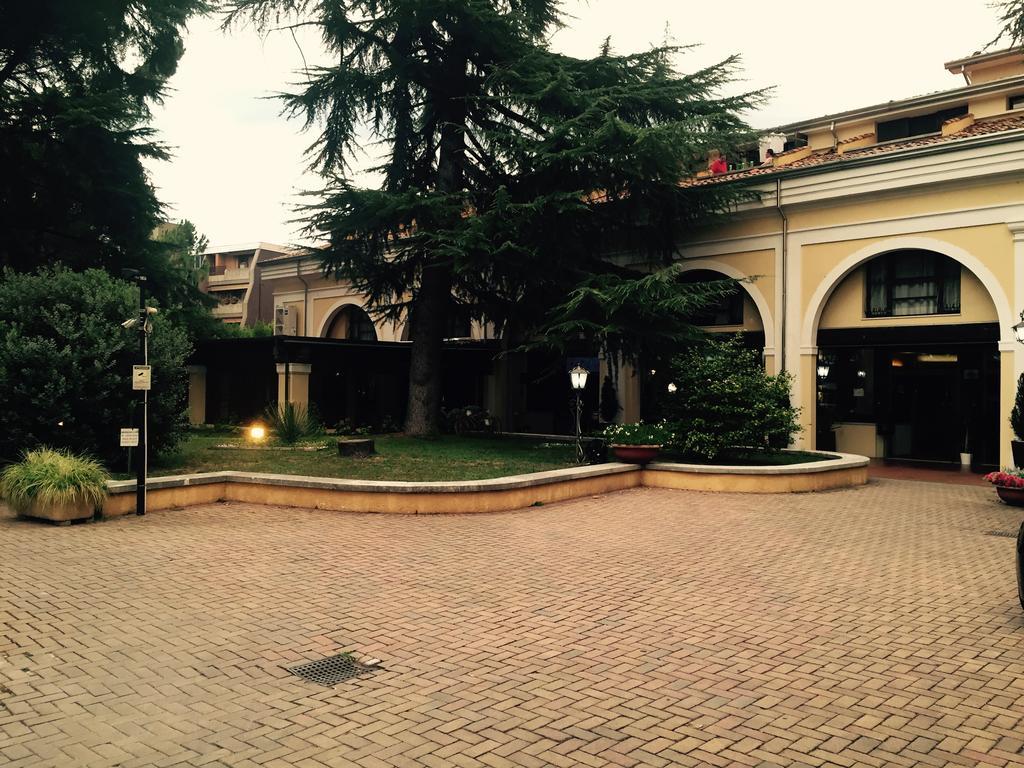 El Rustego Hotell Rubano Exteriör bild
