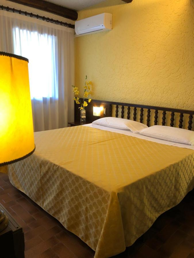 El Rustego Hotell Rubano Exteriör bild