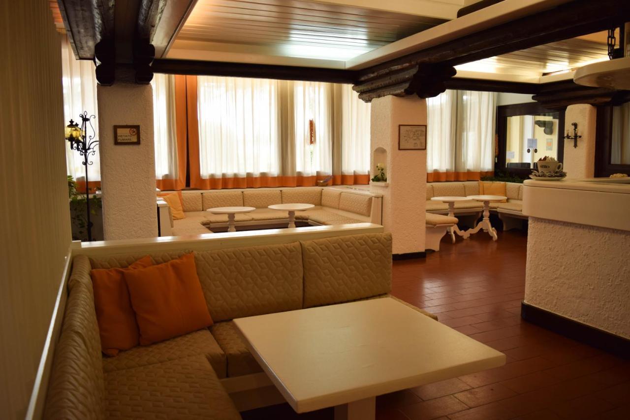 El Rustego Hotell Rubano Exteriör bild